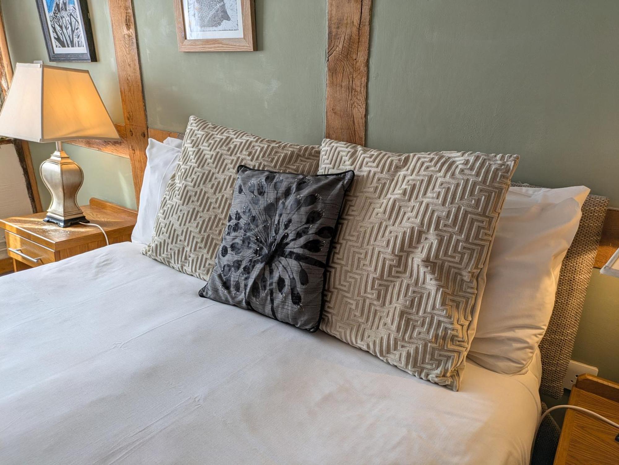 Seven Stars Otel Ledbury Dış mekan fotoğraf